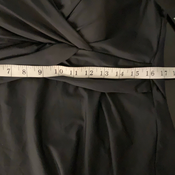 Miraclesuit Top NWT Women's Size 38DD Black Solid Plunge Tankini SwimTop - Picture 6 of 8